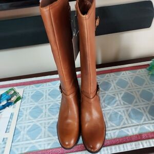 Women's knee boots